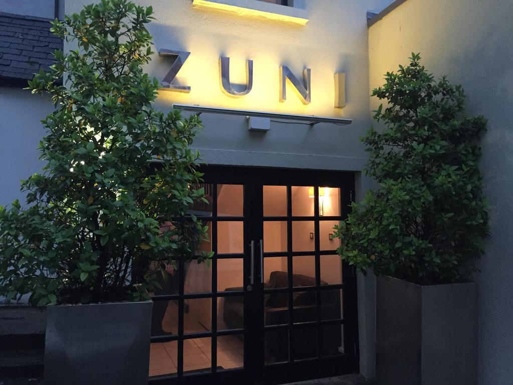 Zuni Restaurant & Boutique Hotel Килкени Екстериор снимка